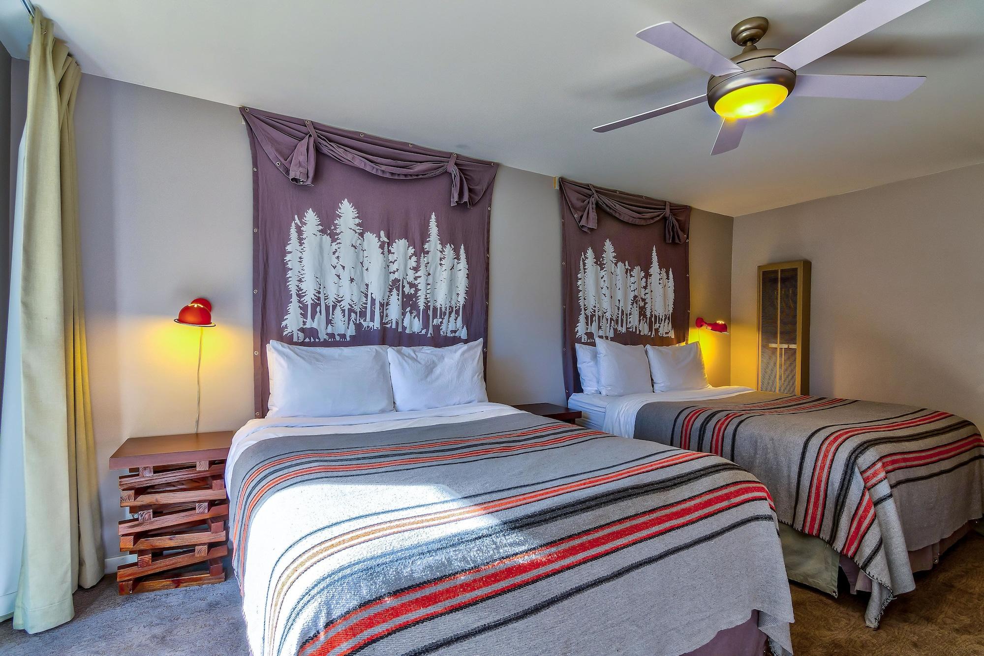 Basecamp Tahoe South เซาท์เลคทาโฮ ภายนอก รูปภาพ